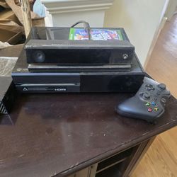 Xbox One With Controller N Game With Knect
