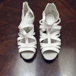 Size 8 Women’s Shoes