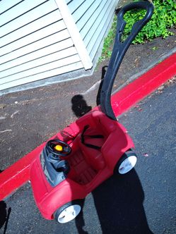 Step 2 tikes car