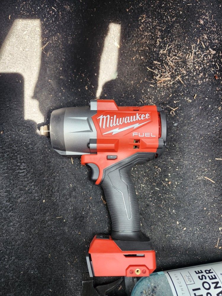Milwaukee FUEL 1/2' Impact. New