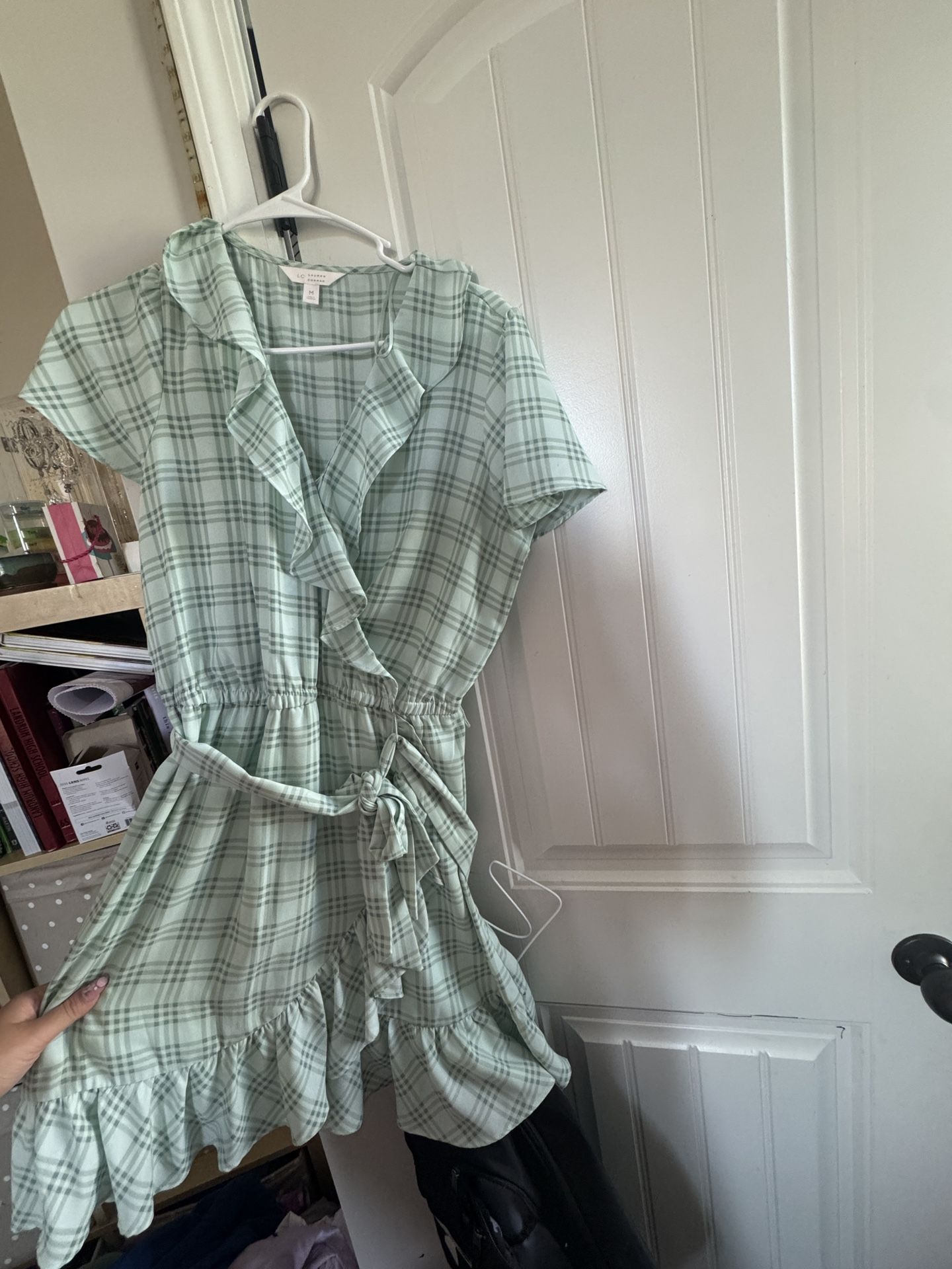 Green pattern dress
