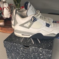 Jordan 4