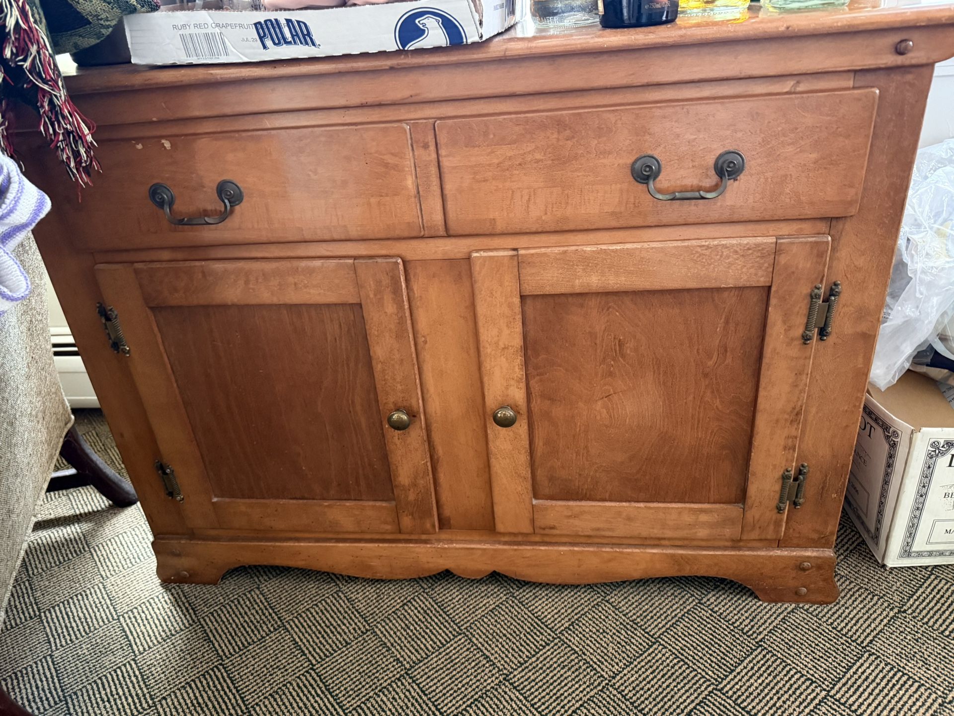 Side Board