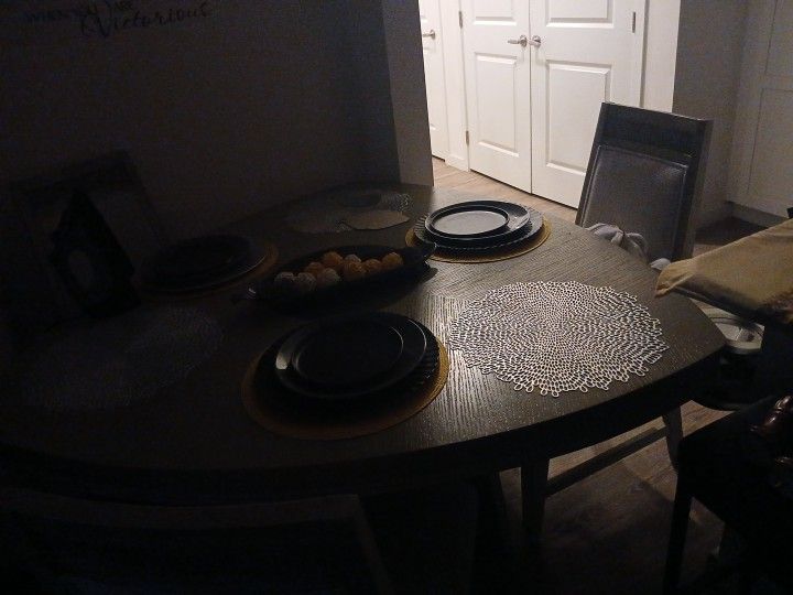 Kitchen Table With Chairs