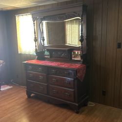 Antique Hutch/ Dresser