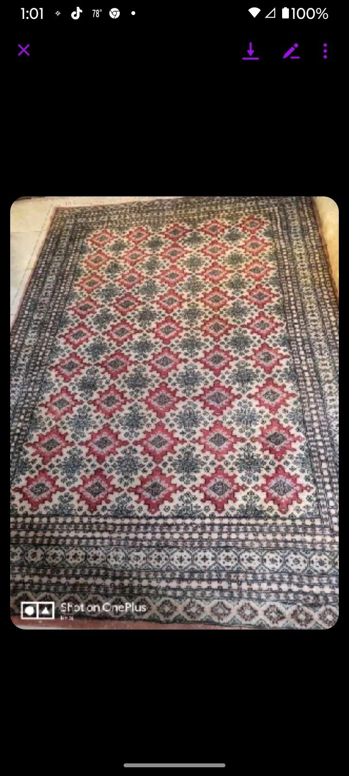 Like New Large   Geogerous   Real Persian Handmade Rug. 