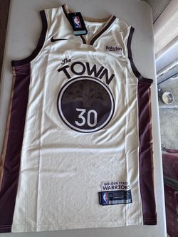 Large Nike Golden State Warriors #30 'The Town' Jersey
