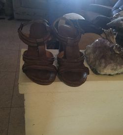 Leather heels