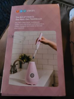 Sonic toothbrush and uv cleaning base