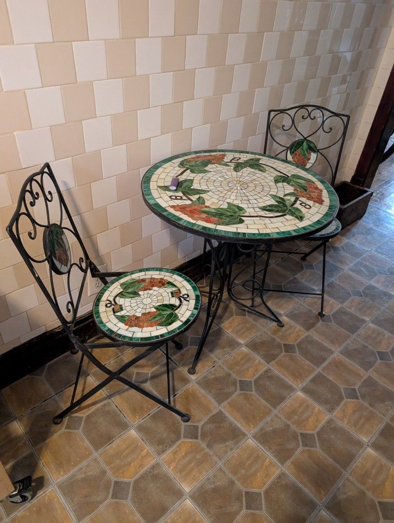 Mosaic Slate Bistro Table - Great Condition