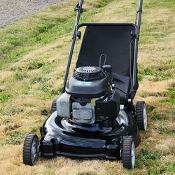 Yard Machines/Honda Push Lawn Mower!