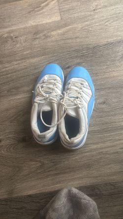 unc 11 lows light blue