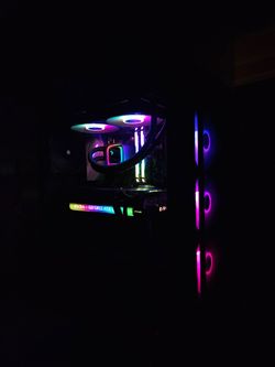 RTX 3080 Ti / Ryzen 7 / 32GB RGB 3600 RAM / 2TB 980 PRO SAMSUNG SSD PC