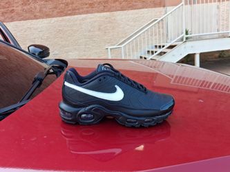 Brand New And Original Women Nike Air Max's TN Sneakers size 6