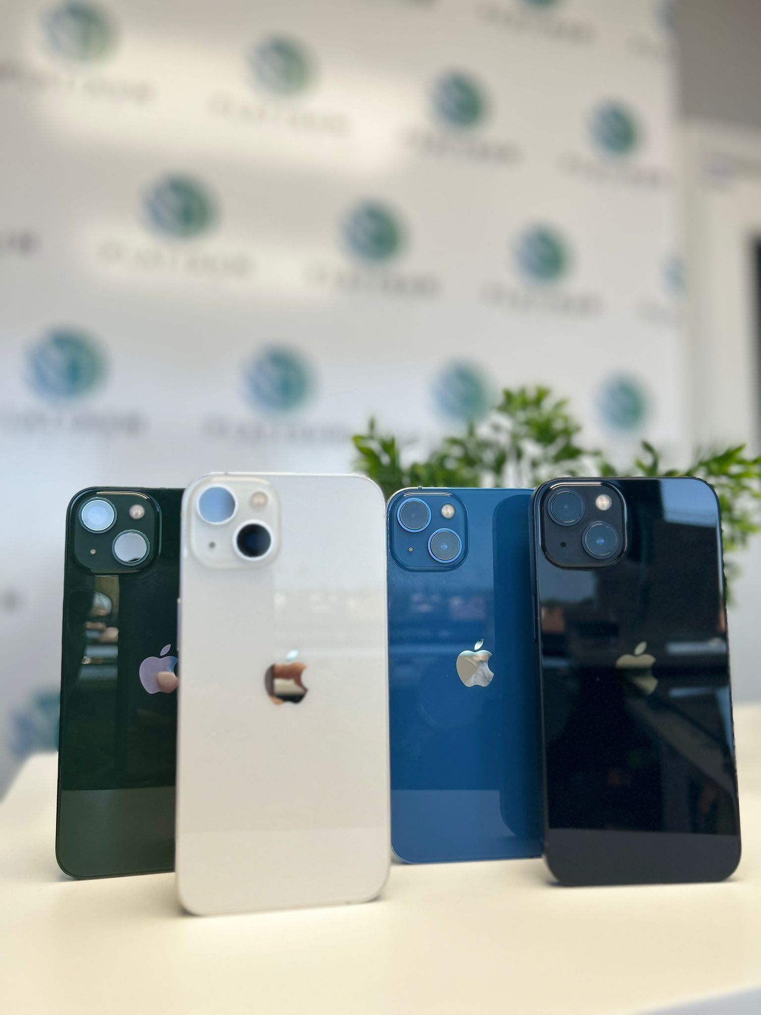 iPhone 13 Unlocked 128Gb Blue Black White Green