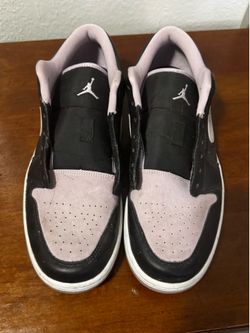 Nike Air Jordan 1 Low SE "Black Iced Lilac” size 10