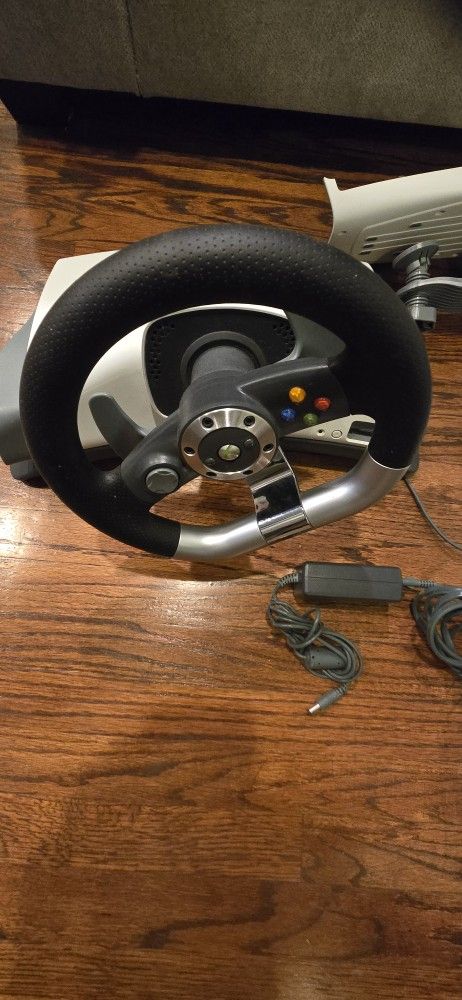 Xbox 360 Steering Wheel And Pedals