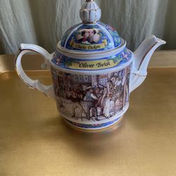 Vintage Sadler Oliver Twist Charles Dickens Tea Pot