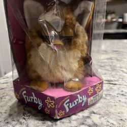 Furby 1998 model 70-800 Never Opened