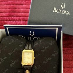 ladies Bulova watch in excellent condition. $15