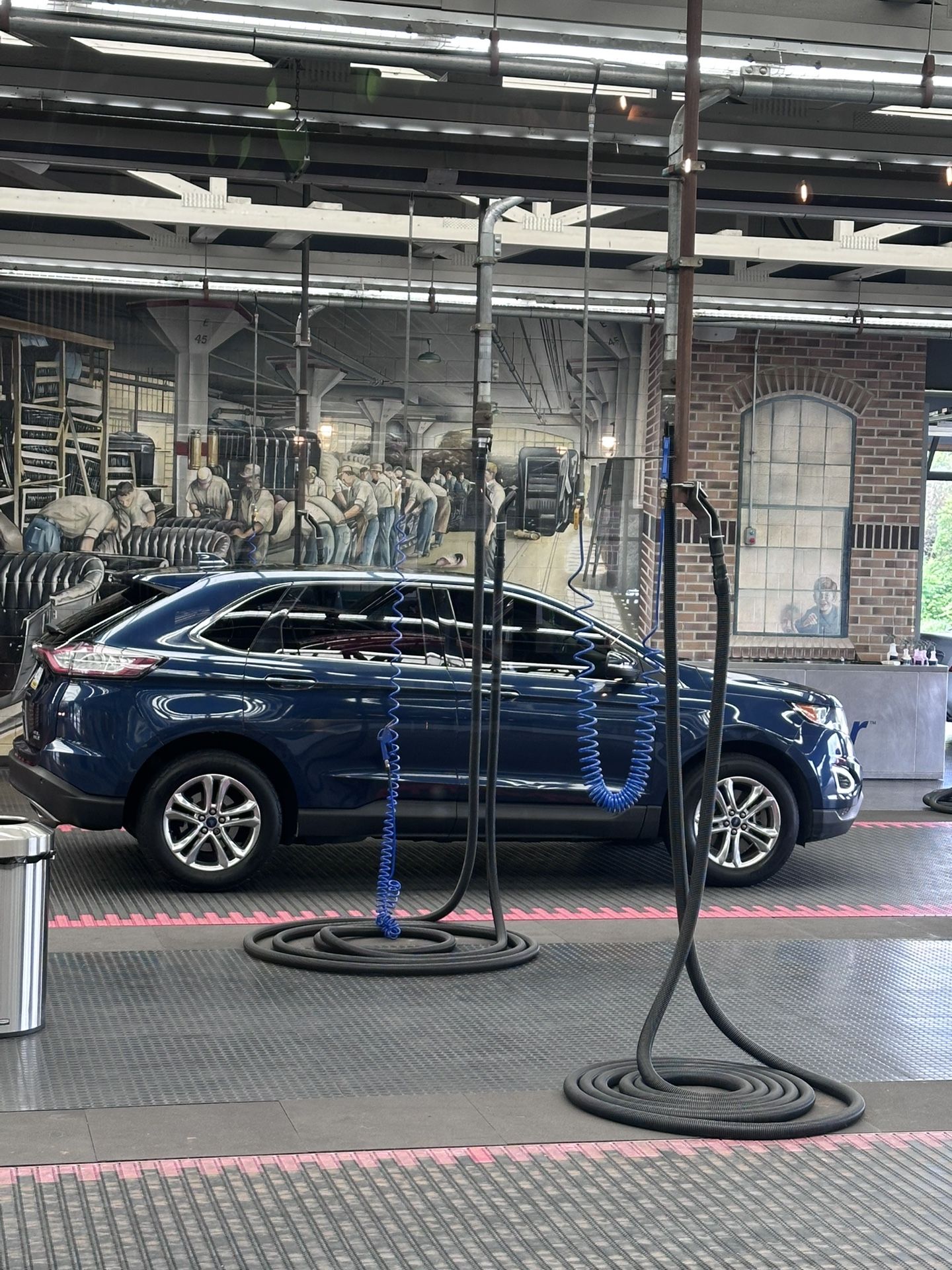 2017 Ford Edge