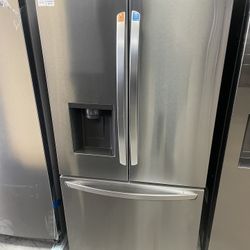 Lg French Door / Bottom Freezer Refrigerator In Counter Depth 
