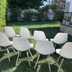 Free Chairs