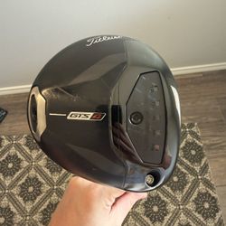 Titleist GTS4 Driver