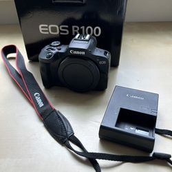 Canon R100 