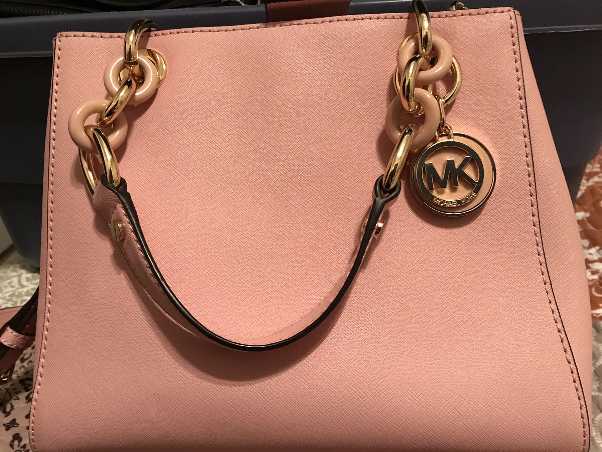 Micheal Kors purse and wallet
