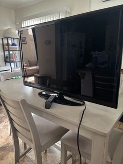 40” Samsung TV