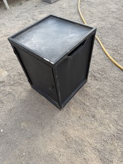 Metal propane tank cover