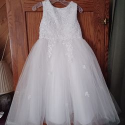 Flower Girl Dress With Bow Party Dress Child Size 5-6 