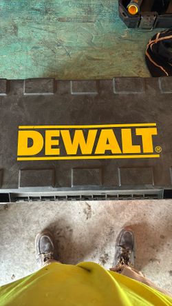 Dewalt Hammer drill Box With Handle