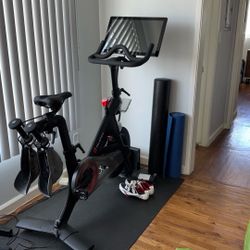 Peloton Bike