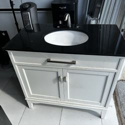 Bathroom Vanity 