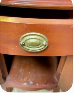 Vintage Traditional Wood Accent Cabinet / Nightstand