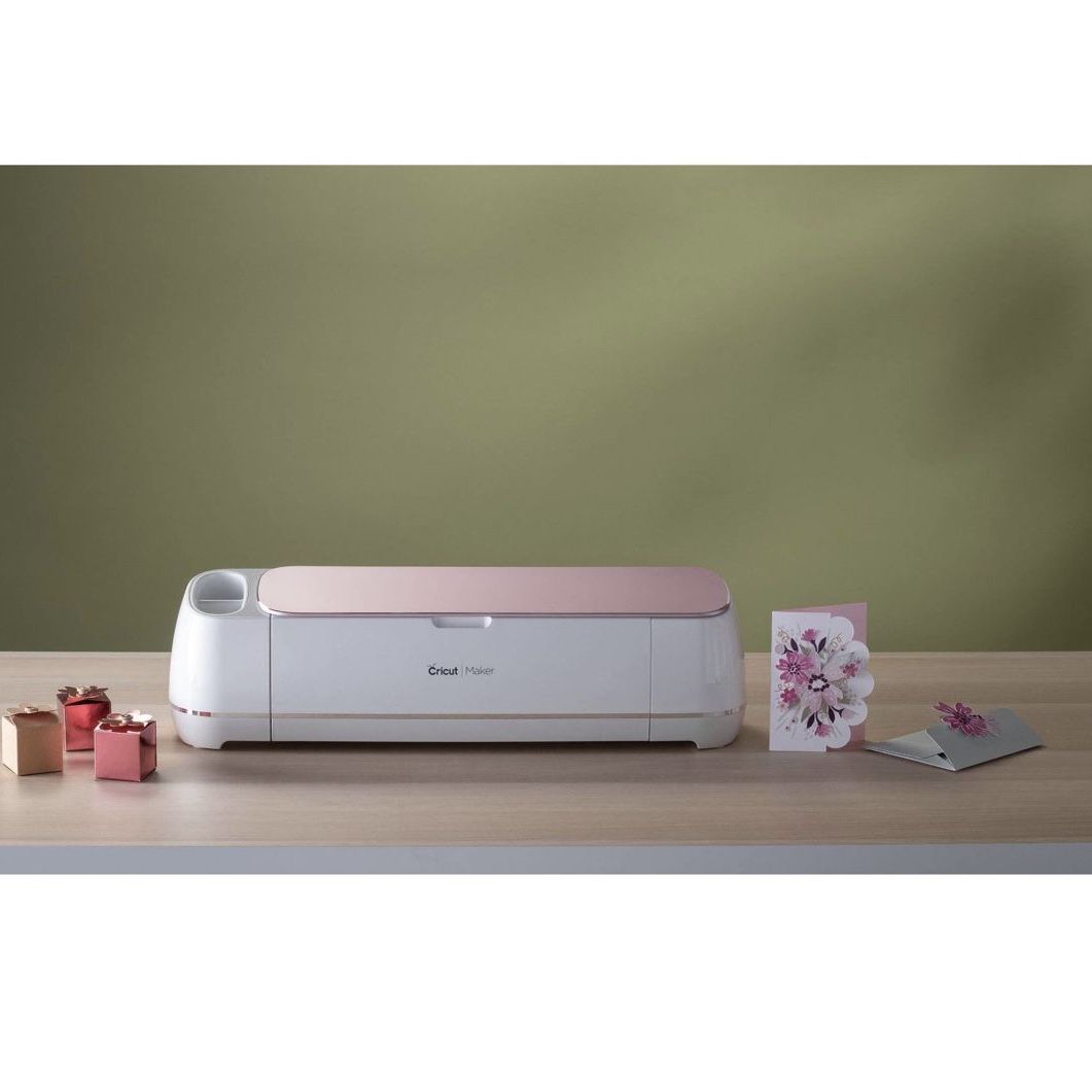 Cricut Maker Machine & Iron for Sale in San Diego, CA - OfferUp