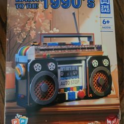 ZHEGAO "Back To The 1990's" retro radio building block set (model 662018)