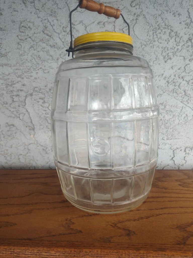 Glass jar for pickles