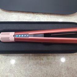 Special Edition Dyson Airstrait