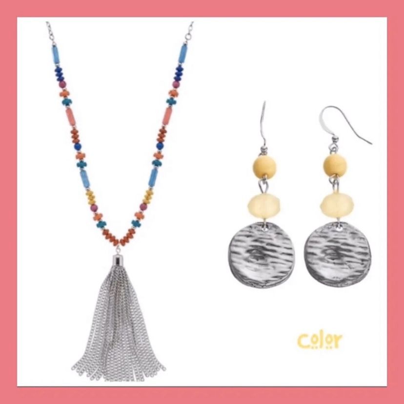 NWT Womens Color 2Pc Jewelry Set