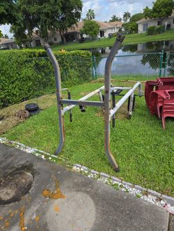 FREE PULL-UP MACHINE FOR EVERYONE