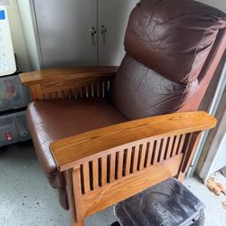 Mission Style Wood And Leather Recliner