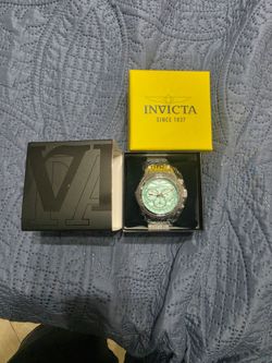 Invicta Men's Chronograph Watch - Light Mint Green Dial - Brand New in Box with Factory Wrap