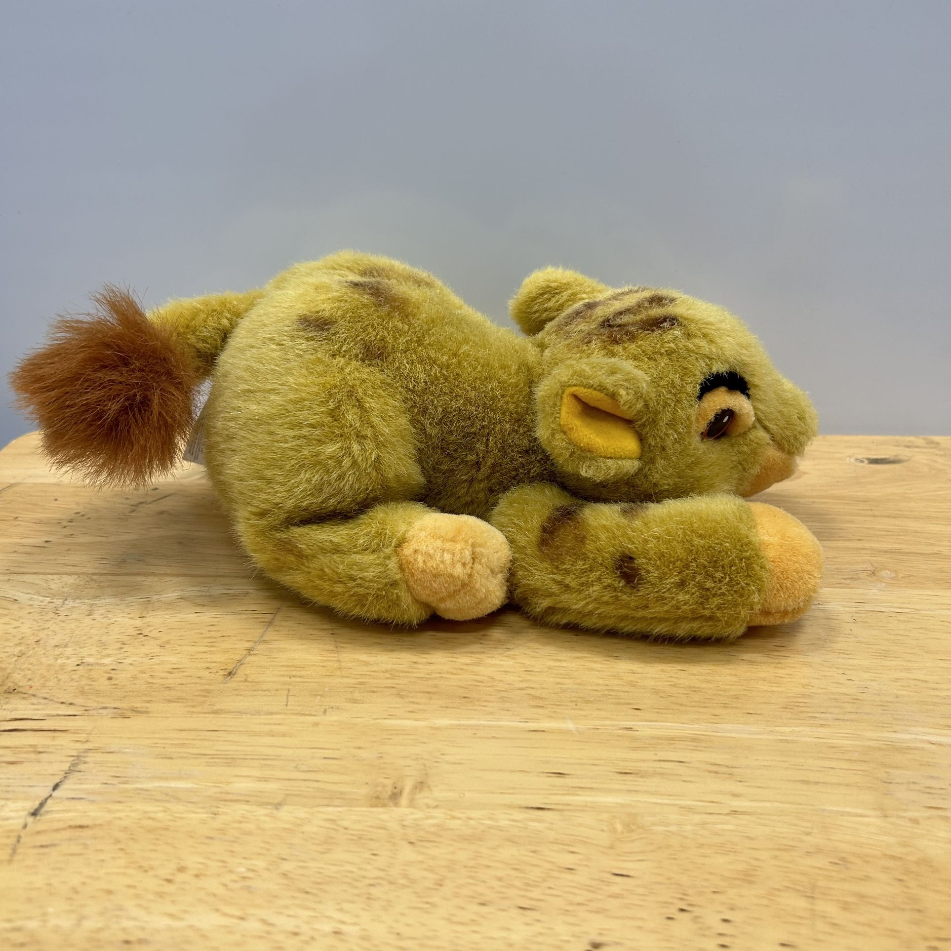 Vintage Lion King Baby Simba Plush 90s Pouncing Stuffed Toy 8" Disney Store