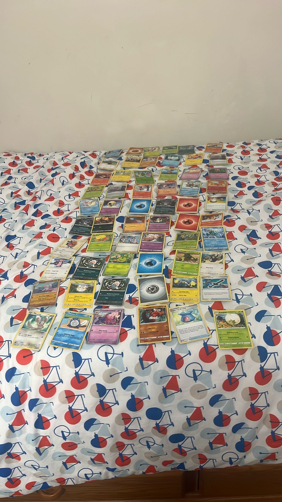 60 Pokemon Cards
