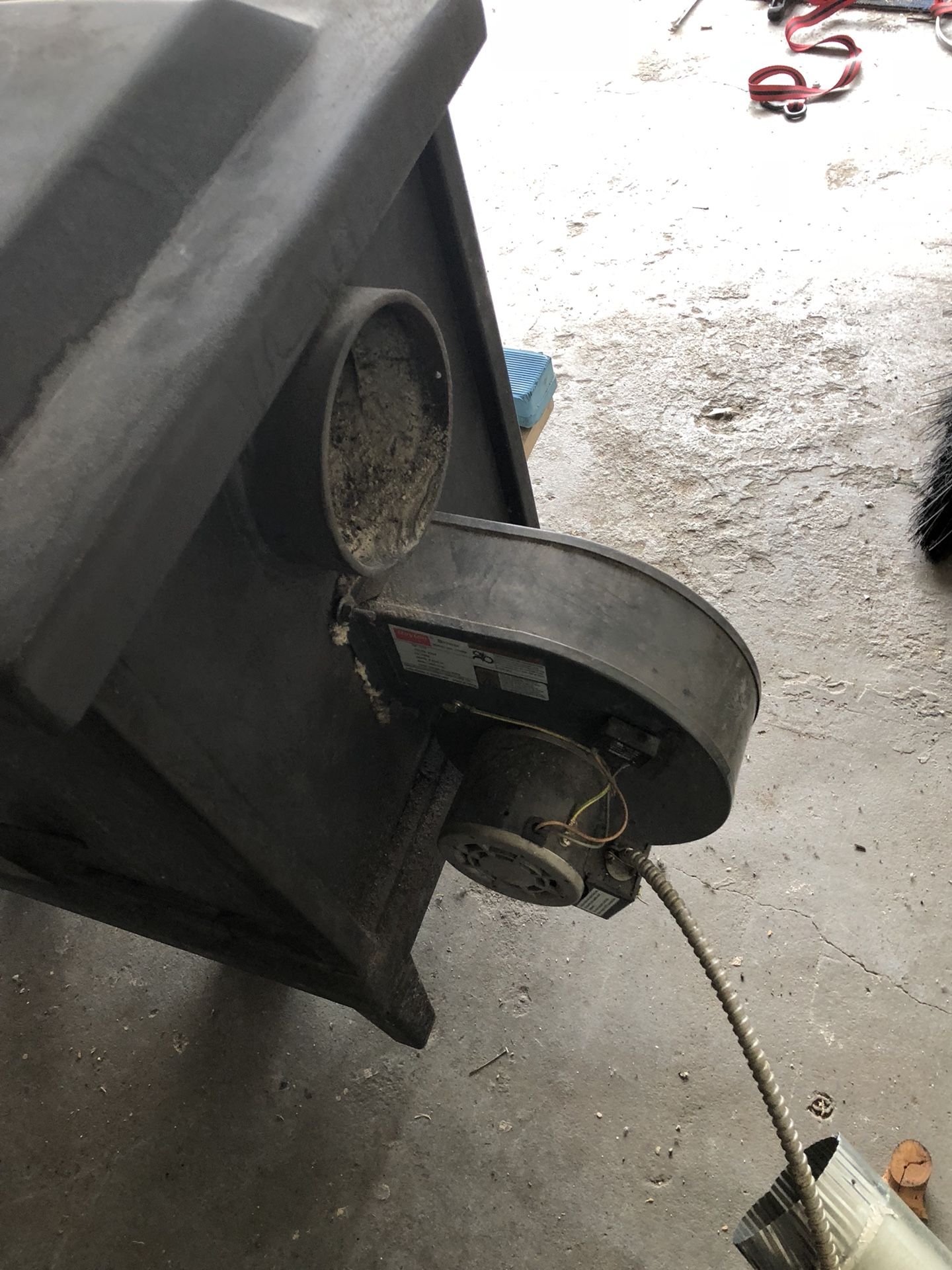 Nashua wood stove with blower for Sale in East Providence, RI - OfferUp