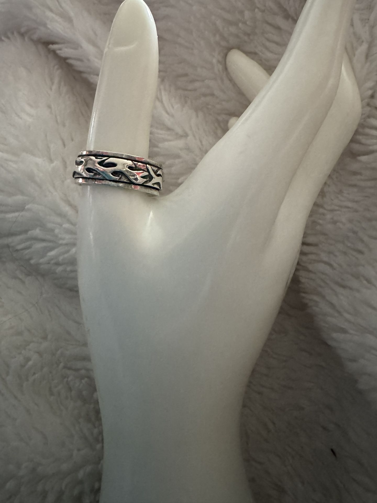 Vintage 9g Sterling Spinner Ring with Leaf Design, Size 10 (Unisex)