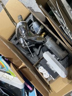 Chrome Bathroom Faucet with Hardware Lot